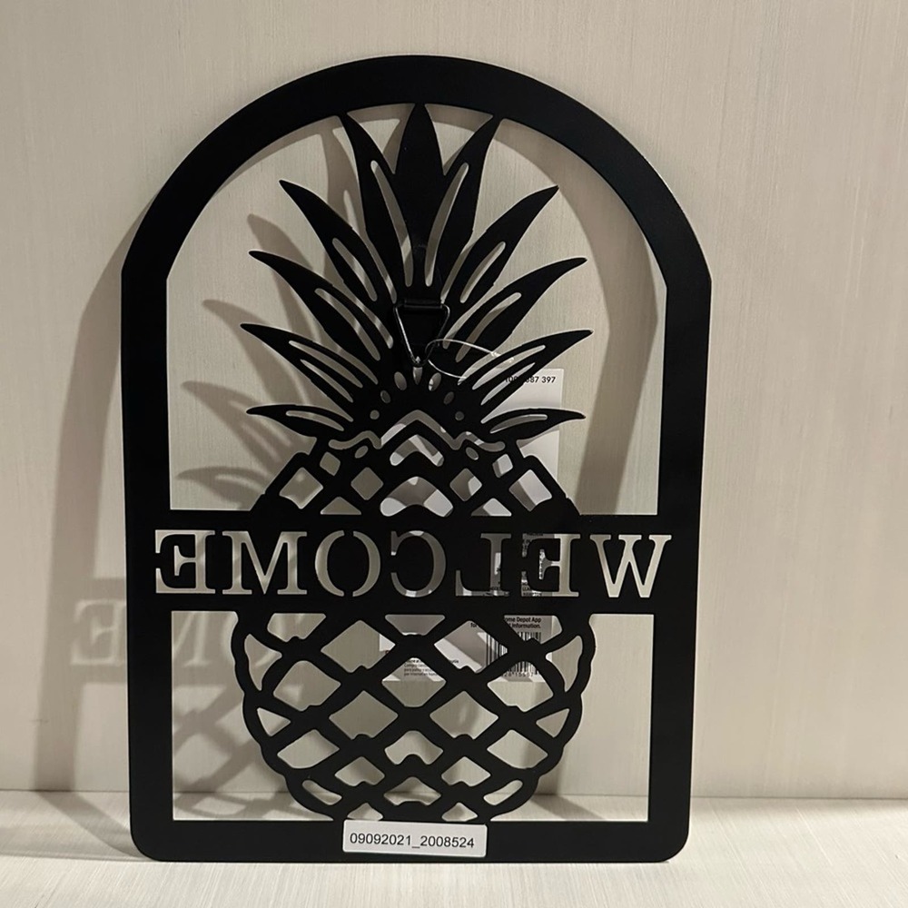 Black Pineapple Welcome Wall Art - Picture 3 of 3